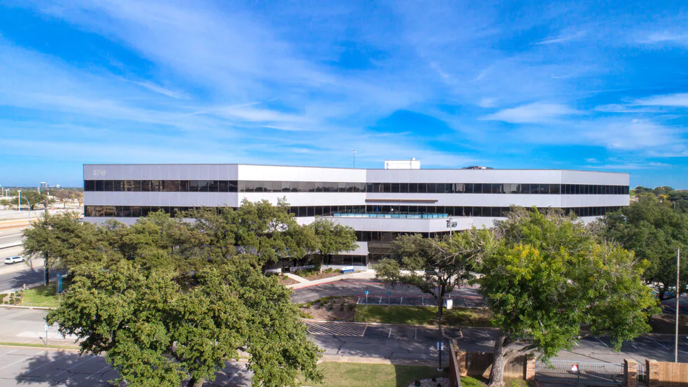 Andrew Hillman. 5710 LBJ Freeway, Dallas. Laboratory location in the record.